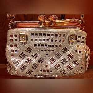 Elegant Silver Diamond Styled Shoulder Bag